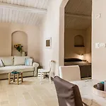 Borgo San Gaetano לינה וארוחת בוקר