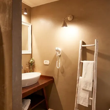 Borgo San Gaetano 4*