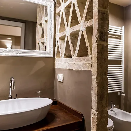 Borgo San Gaetano 4*