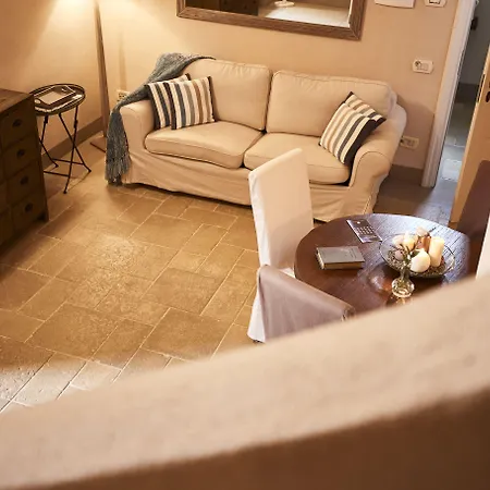 Borgo San Gaetano Frühstückspension 4*