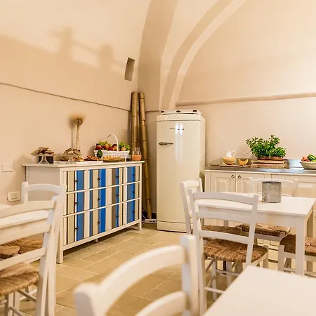 Bed & Breakfast Borgo San Gaetano 4*