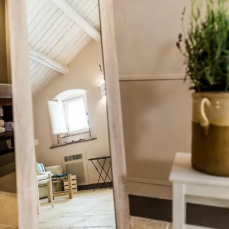 Bed and breakfast Borgo San Gaetano 4*
