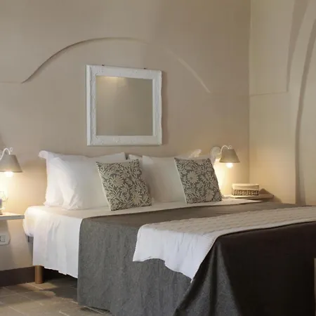 Borgo San Gaetano 4* ベルナルダ