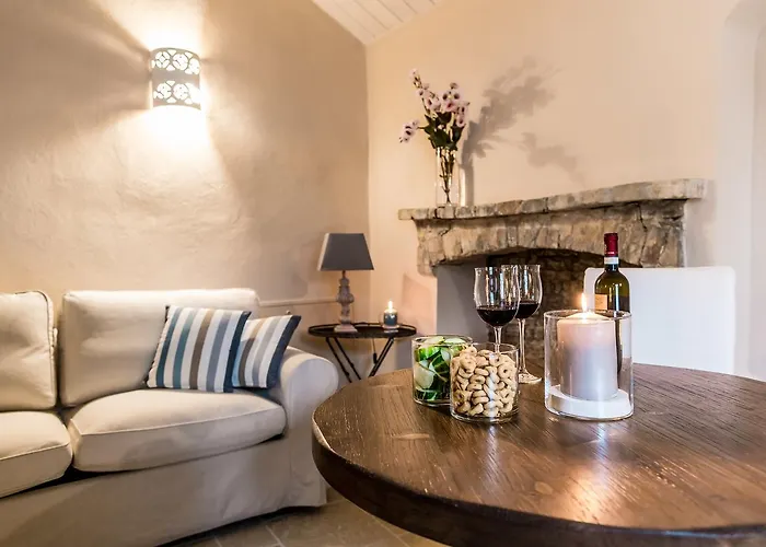 Borgo San Gaetano Bed & Breakfast 4*